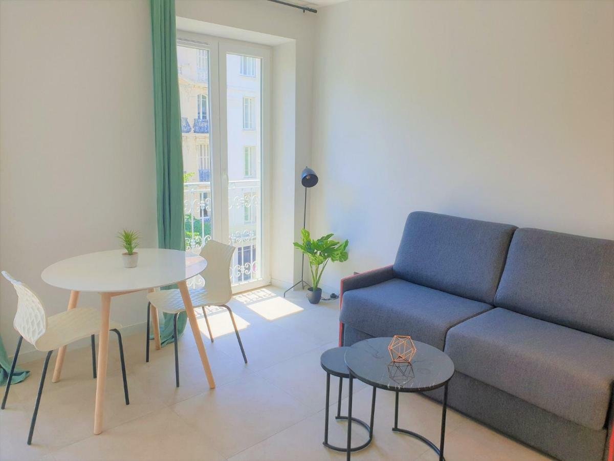 Centre 302 * Nizza